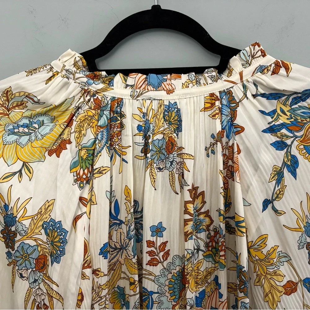Current Air Multicolor Floral Satin Peasant Blouse Size M - Picture 15 of 15